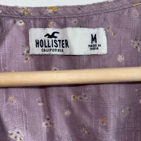 Hollister purple top - Picture 2 of 3